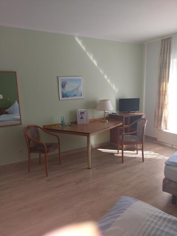 Hotel Elxleben Ngoại thất bức ảnh